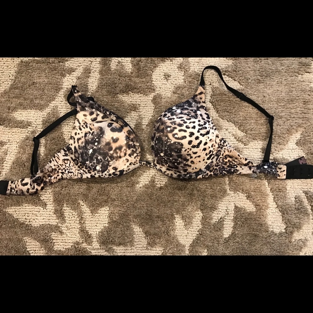 Victoria’s Secret Dream Angels Bra, never worn!
